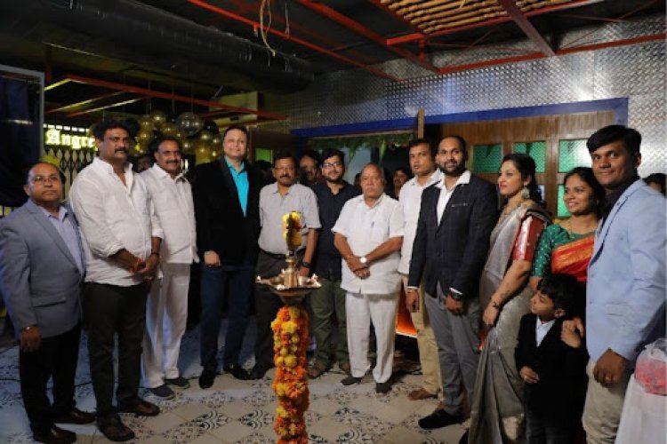 Angrezi Dhaba, a Resto chain from Mumbai, inaugurates its first franchise restaurant in Hyderabad